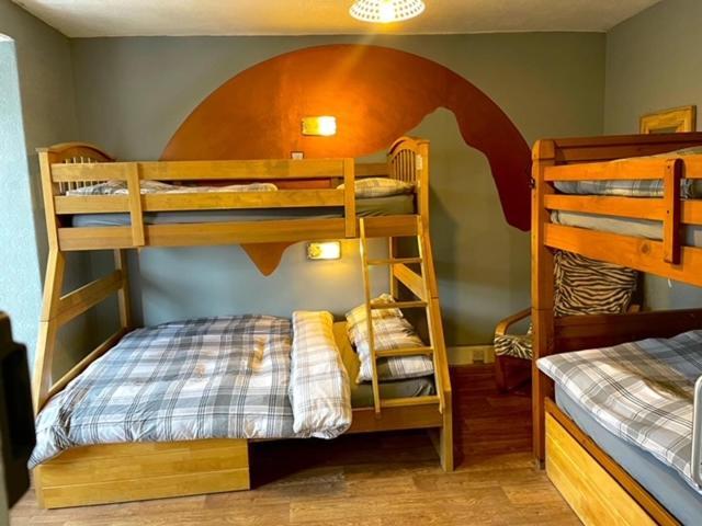 بيت شباب The Vagabond Bunkhouse بيتوَس واي كود المظهر الخارجي الصورة